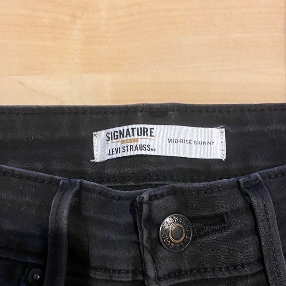 Levi Strauss Black Mid Rise Skinny Jeans Size 6 Business Casual Stretch Denim - Picture 4 of 7
